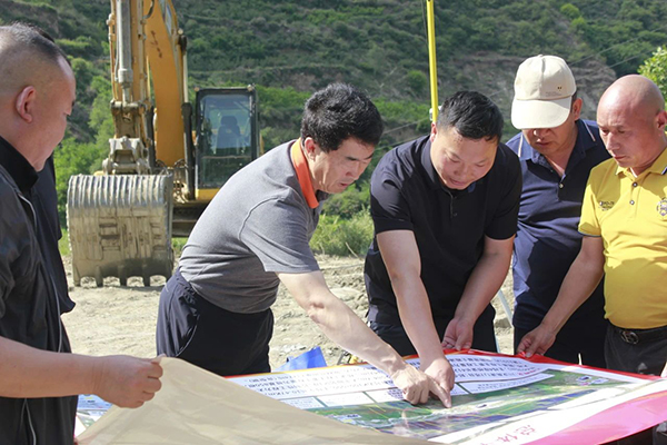 阿壩州人大常委會主任李為國到川汶高速公路TJ7項目調(diào)研指導工作